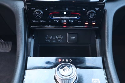 2026 Jeep Grand Cherokee GRAND CHEROKEE L LAREDO X 4X4