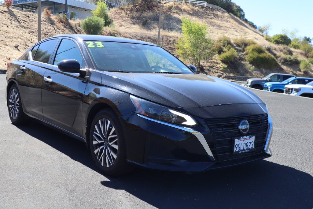 2023 Nissan Altima 2.5 SV