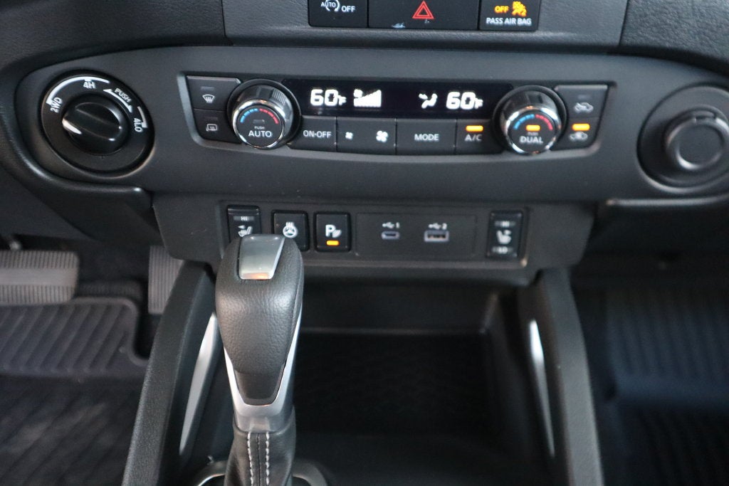 2024 Nissan Frontier SV