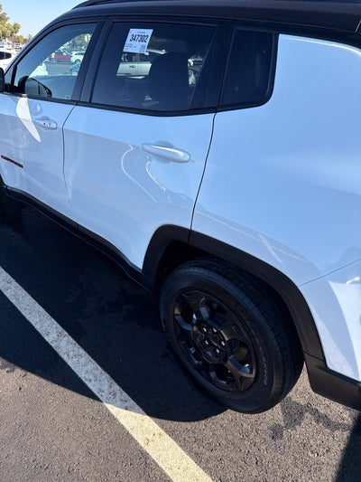 2023 Jeep Compass Trailhawk
