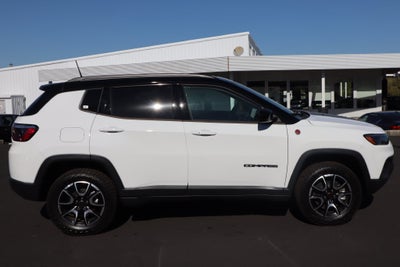 2026 Jeep Compass Trailhawk