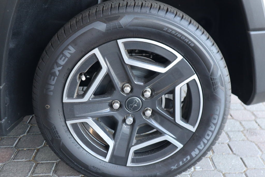 2026 Jeep Cherokee Laredo