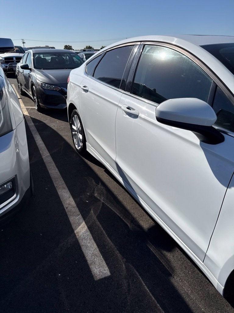 2020 Ford Fusion Hybrid SE