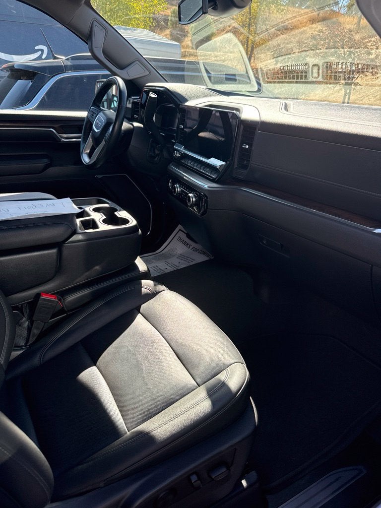 2024 GMC Sierra 1500 4WD Crew Cab Short Box SLT